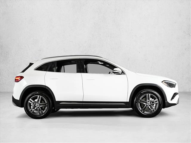 2026 Mercedes Benz GLA 250 4MATIC photo 3