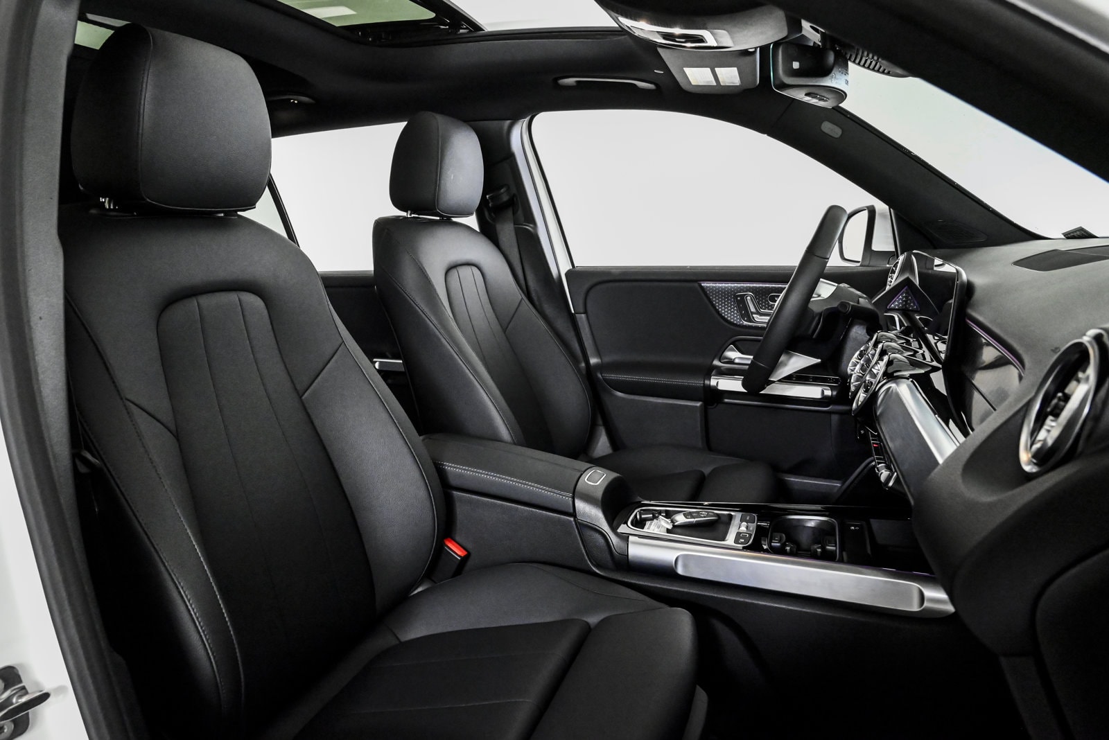 2025 MERCEDES-BENZ EQB-CLASS - Image 17