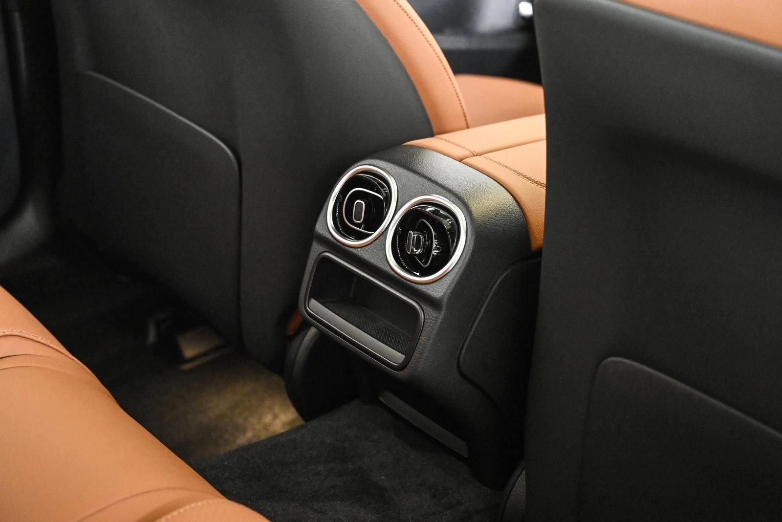 2026 MERCEDES-BENZ C-CLASS - Image 19