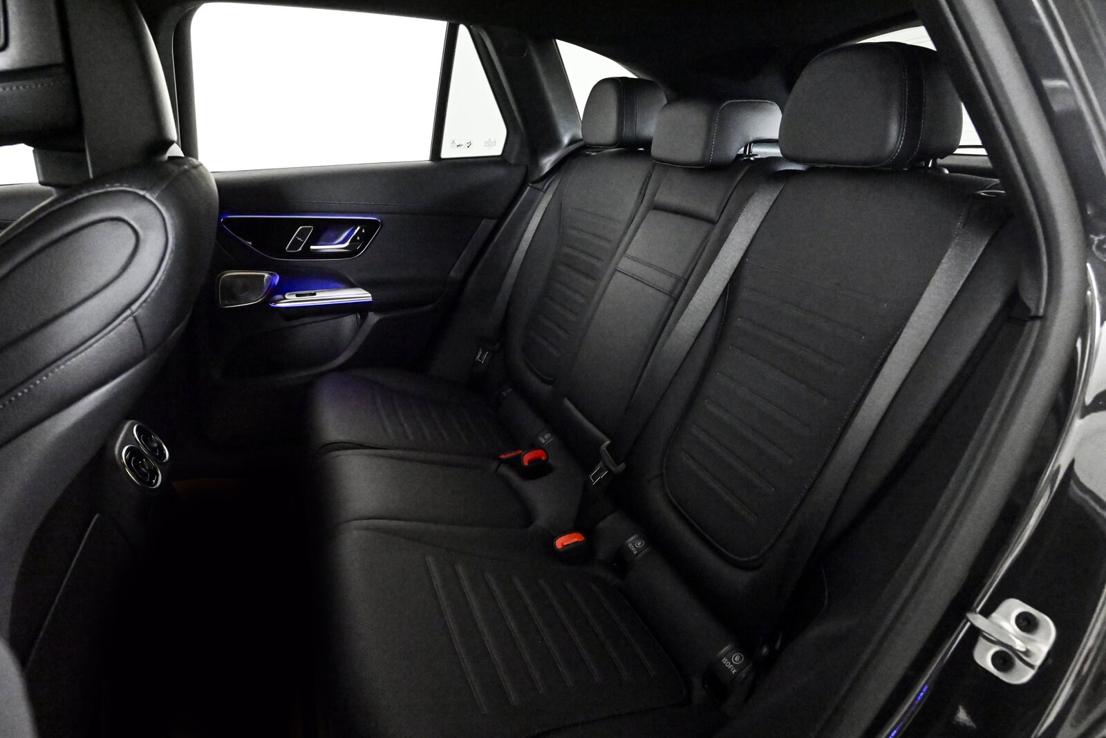 2025 MERCEDES-BENZ GLC-CLASS - Image 12