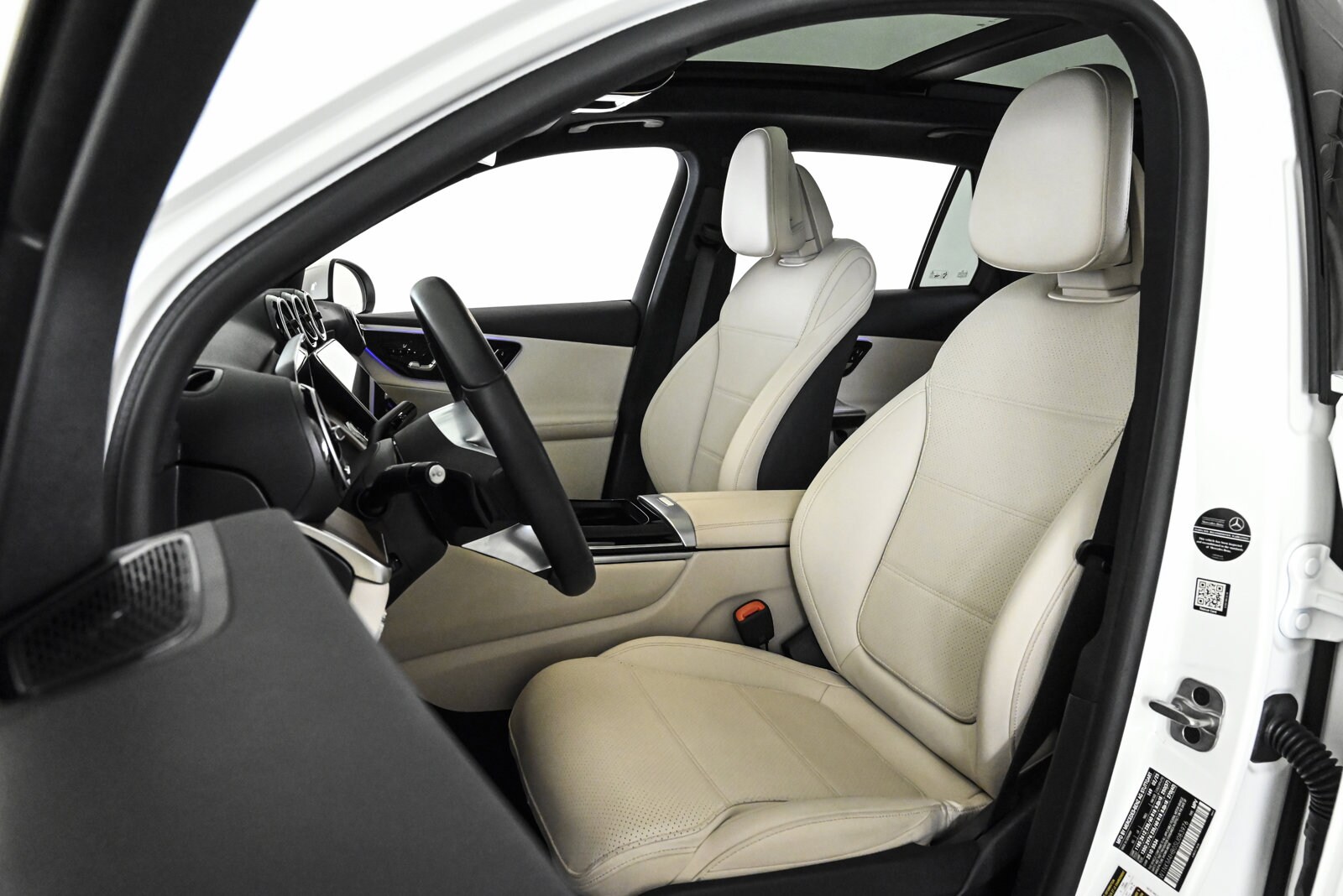 2025 MERCEDES-BENZ GLC-CLASS - Image 18