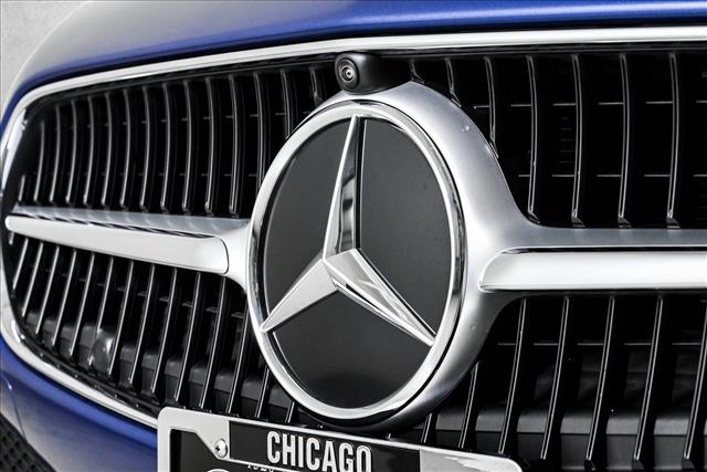 2025 Mercedes Benz C 300 4MATIC photo 3