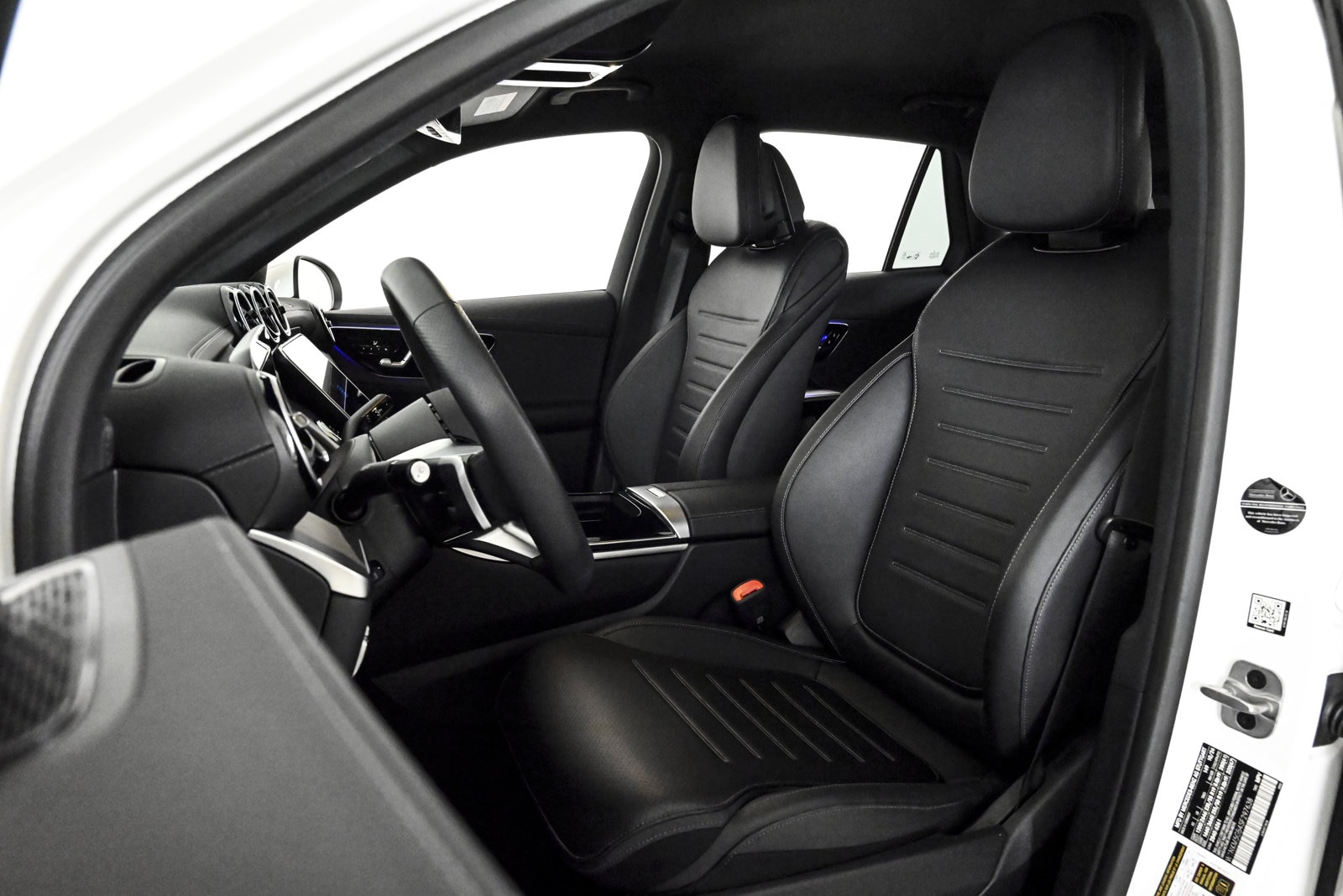 2025 MERCEDES-BENZ GLC-CLASS - Image 16