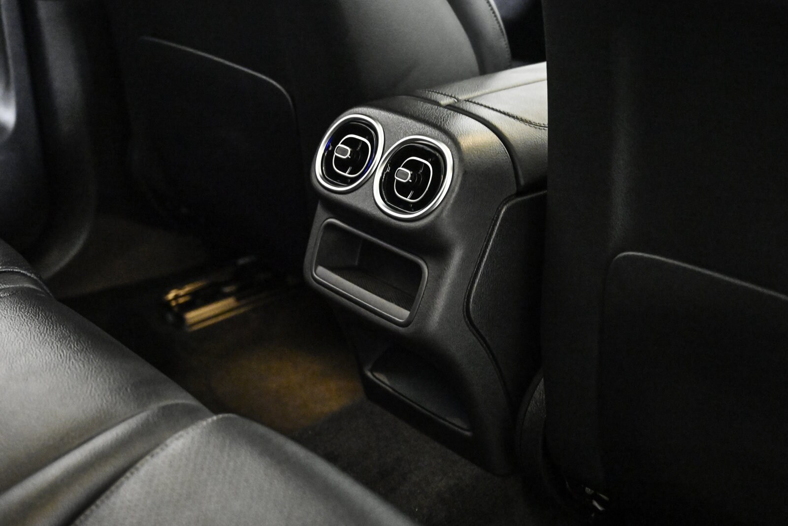 2026 MERCEDES-BENZ GLC-CLASS - Image 19