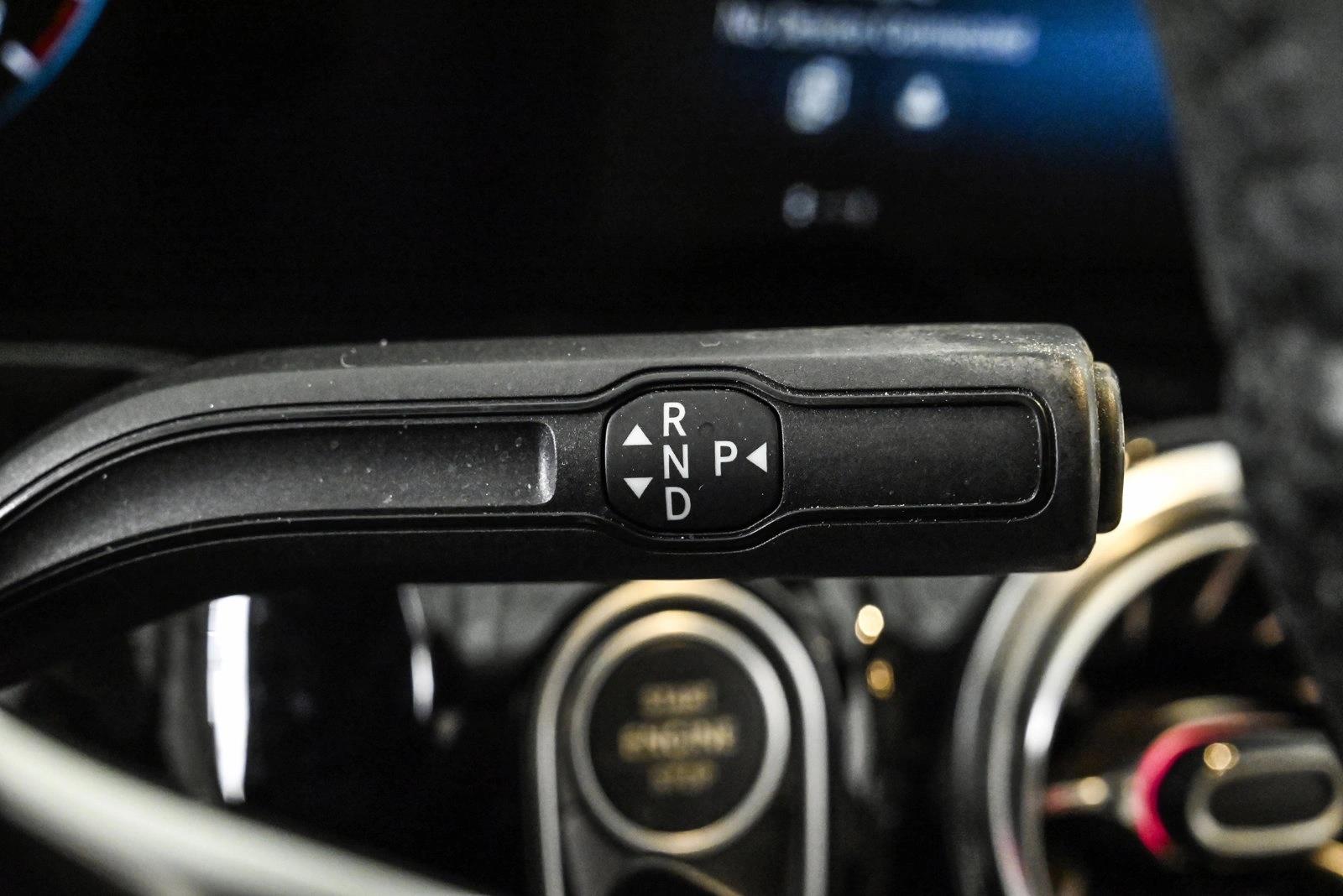 2022 MERCEDES-BENZ GLA-CLASS - Image 12