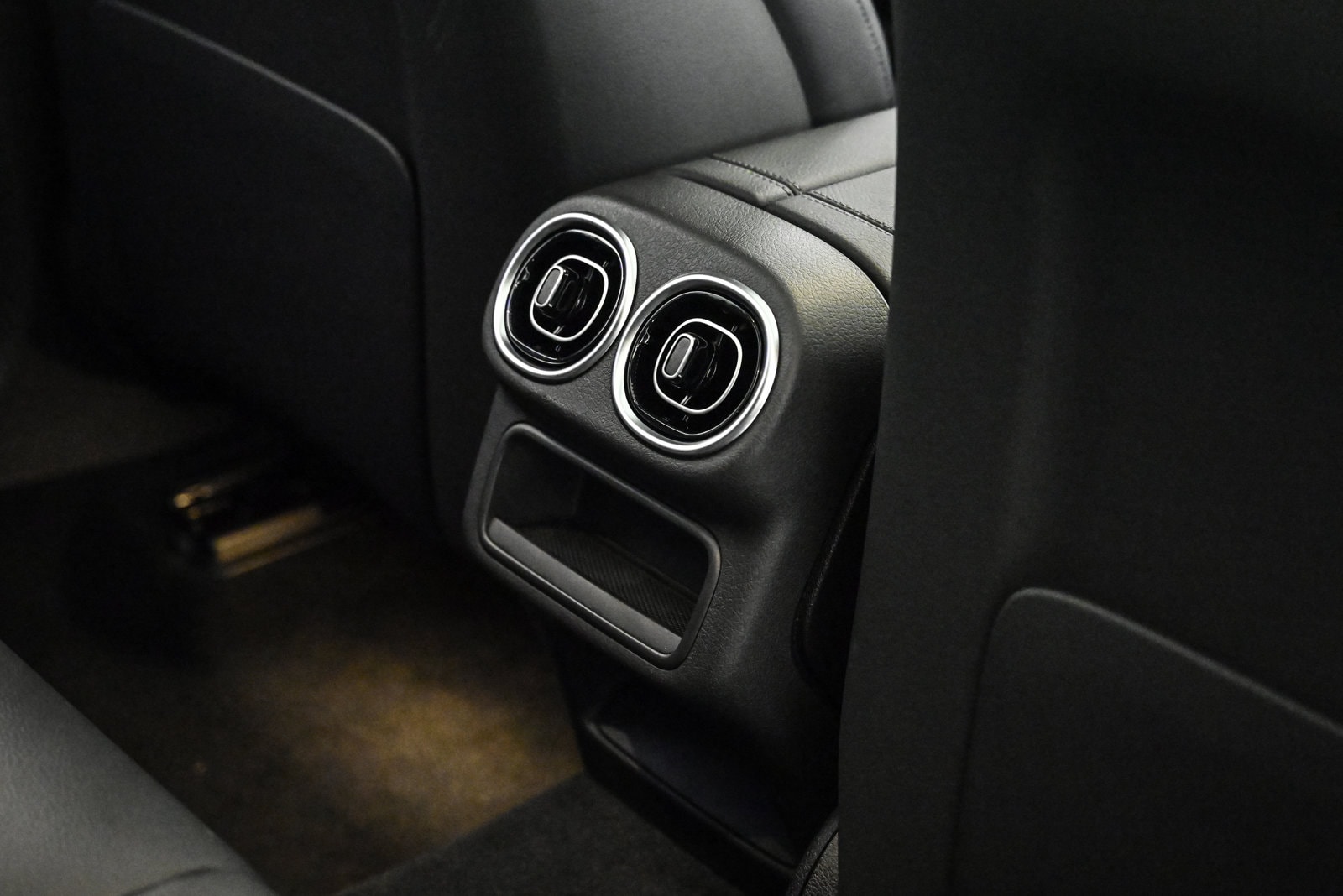 2026 MERCEDES-BENZ GLC-CLASS - Image 19