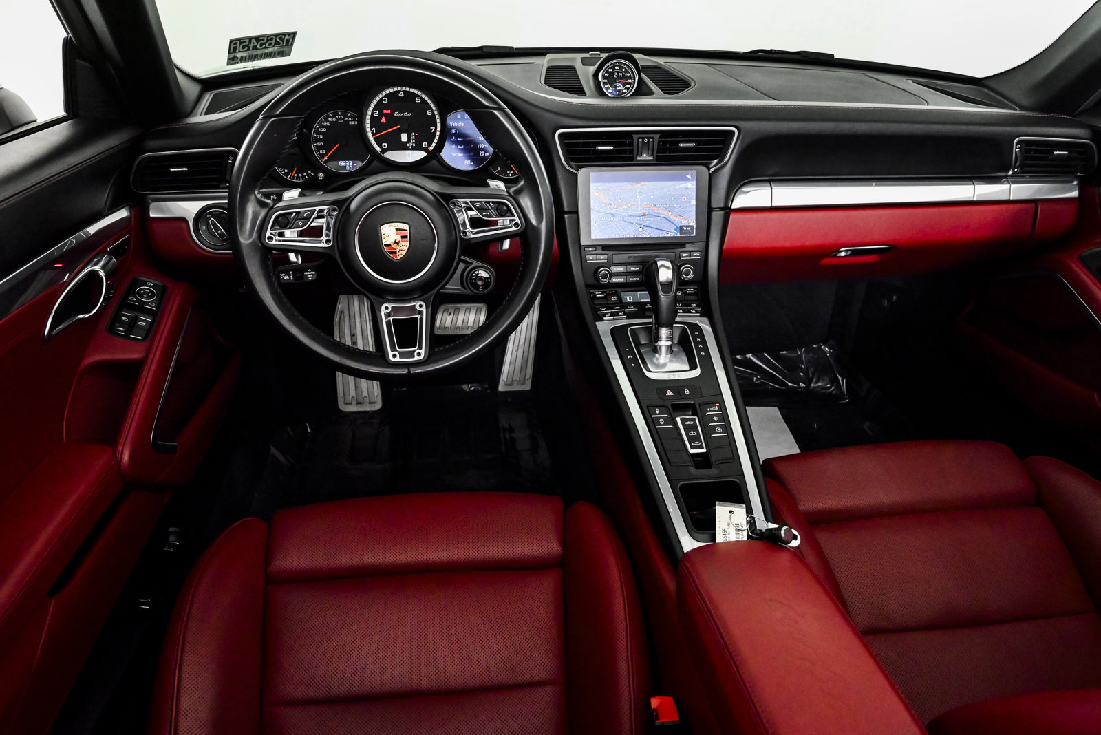 2018 PORSCHE 911 - Image 12