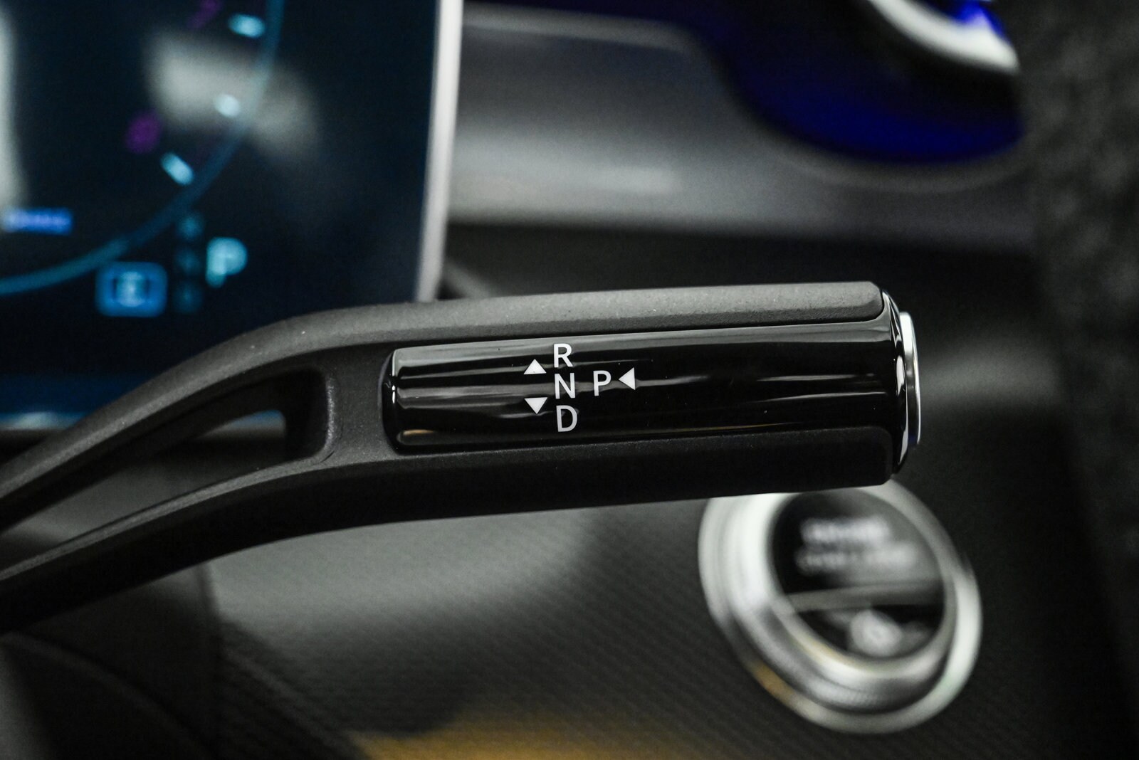 2026 MERCEDES-BENZ C-CLASS - Image 12