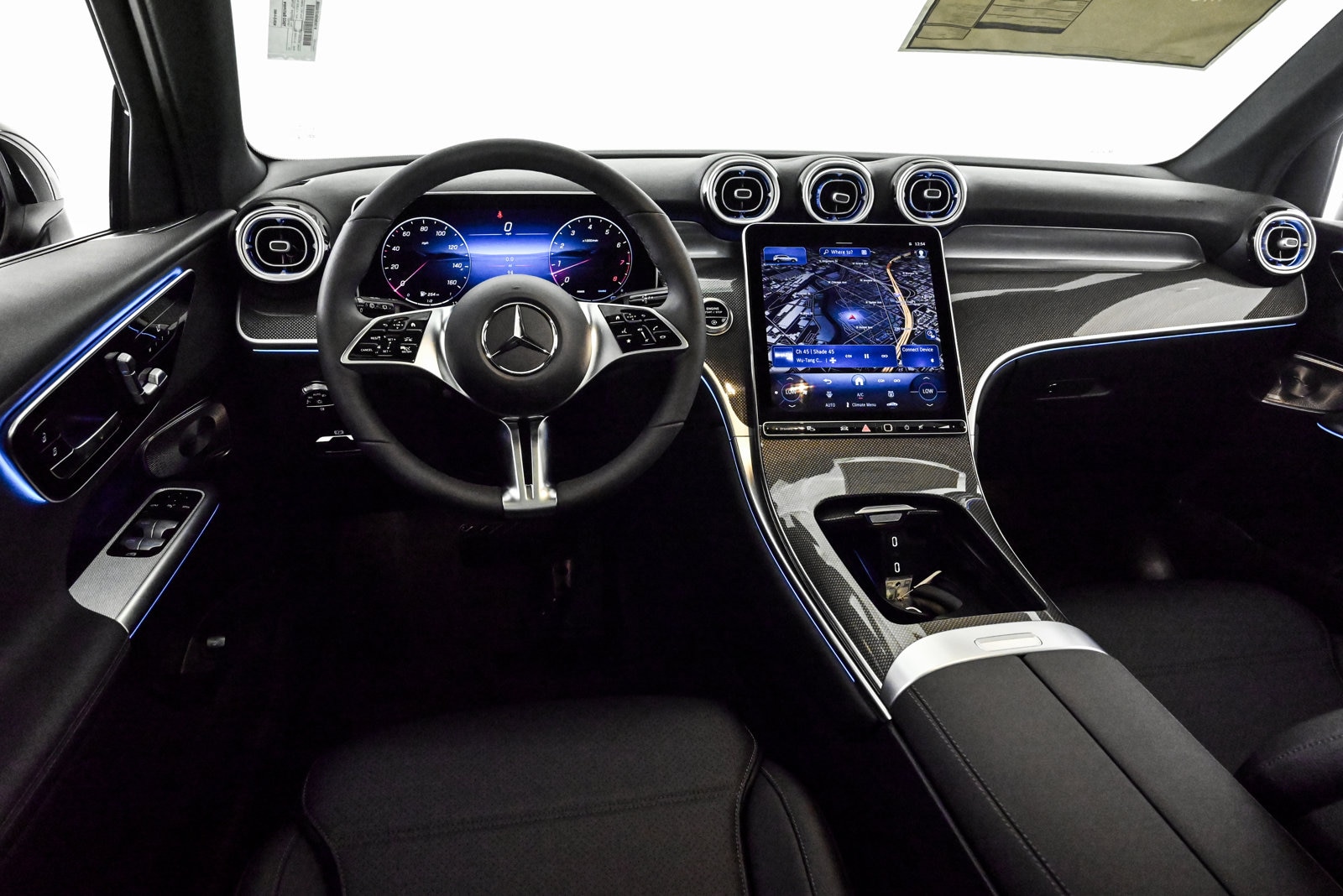 2025 MERCEDES-BENZ GLC-CLASS - Image 8