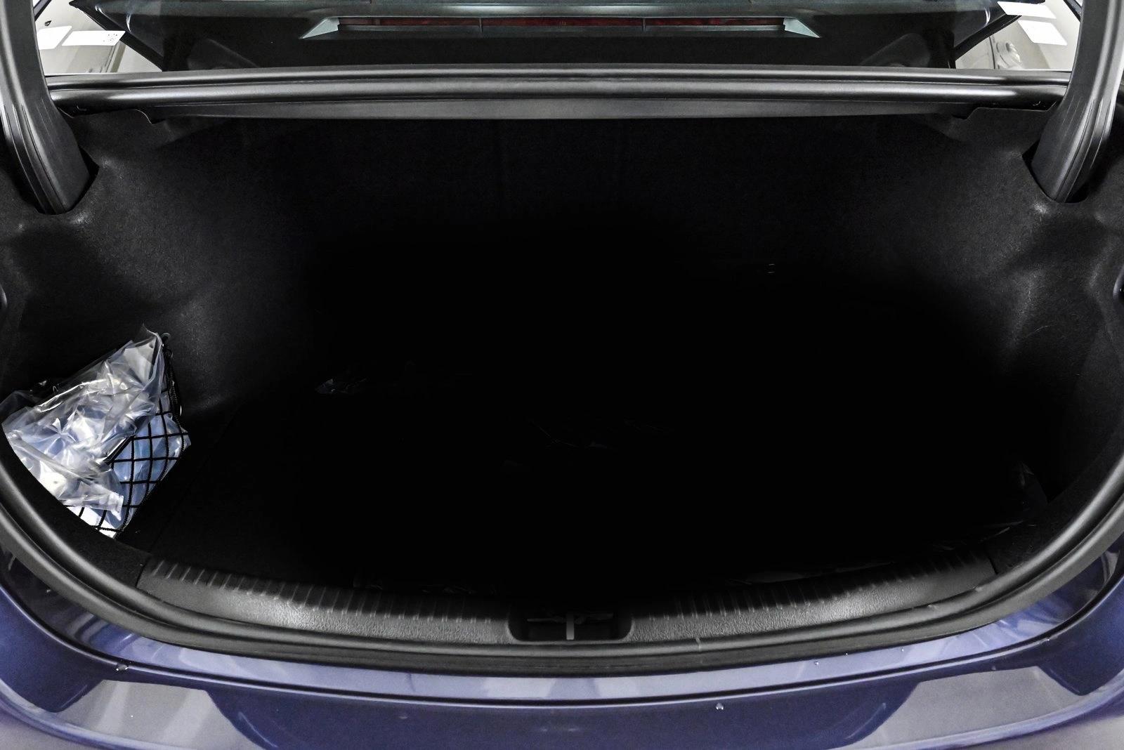 2026 MERCEDES-BENZ C-CLASS - Image 6