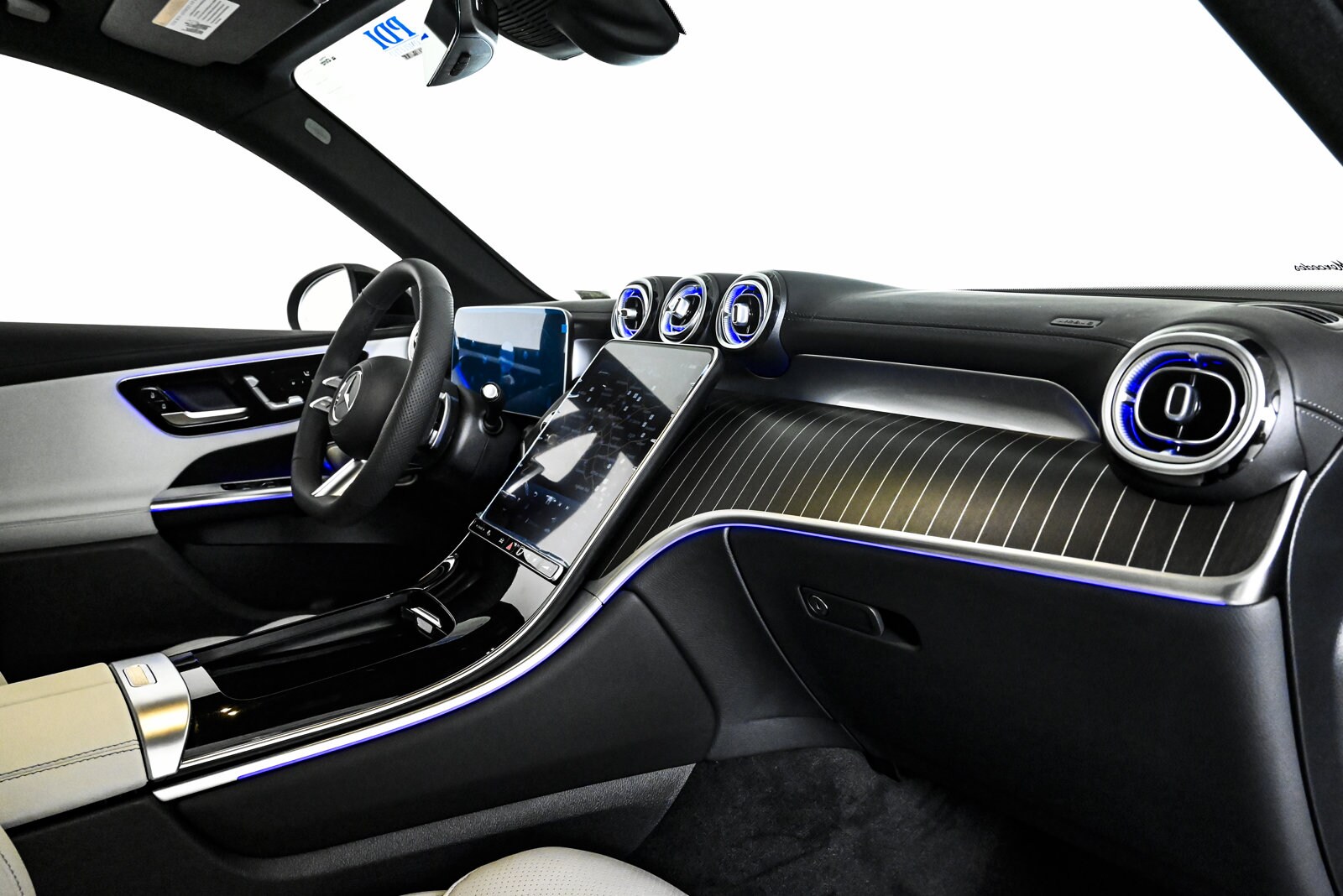 2026 MERCEDES-BENZ GLC-CLASS - Image 24