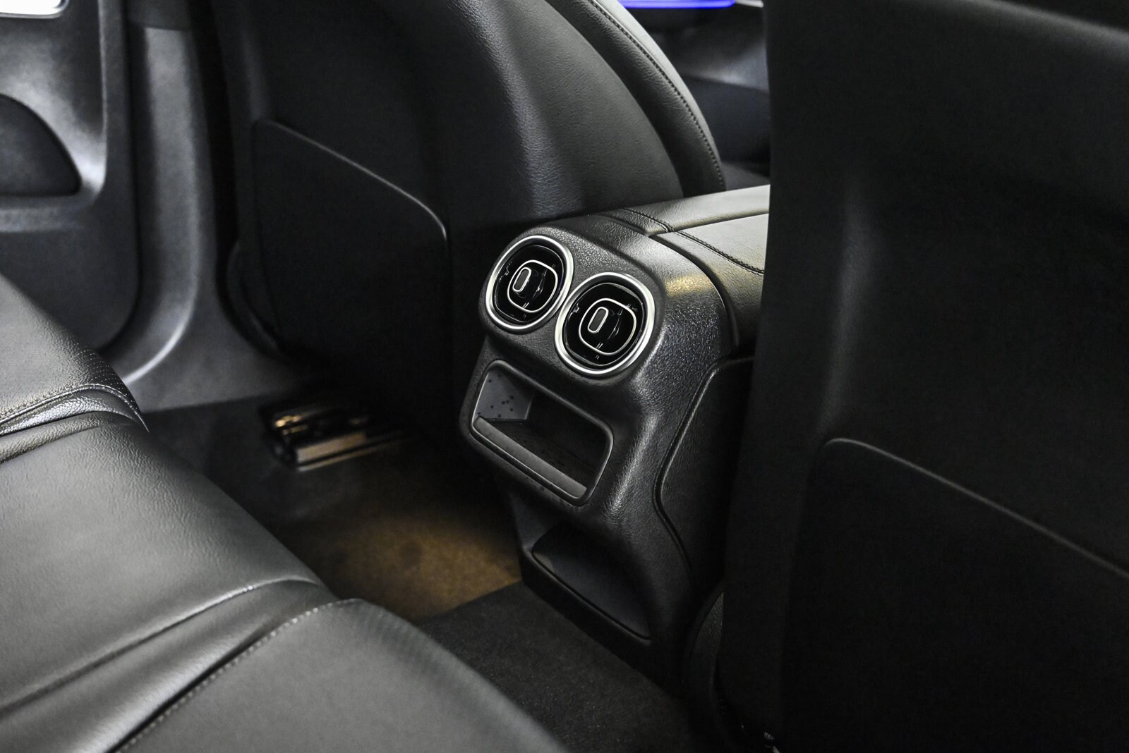 2026 MERCEDES-BENZ GLC-CLASS - Image 19