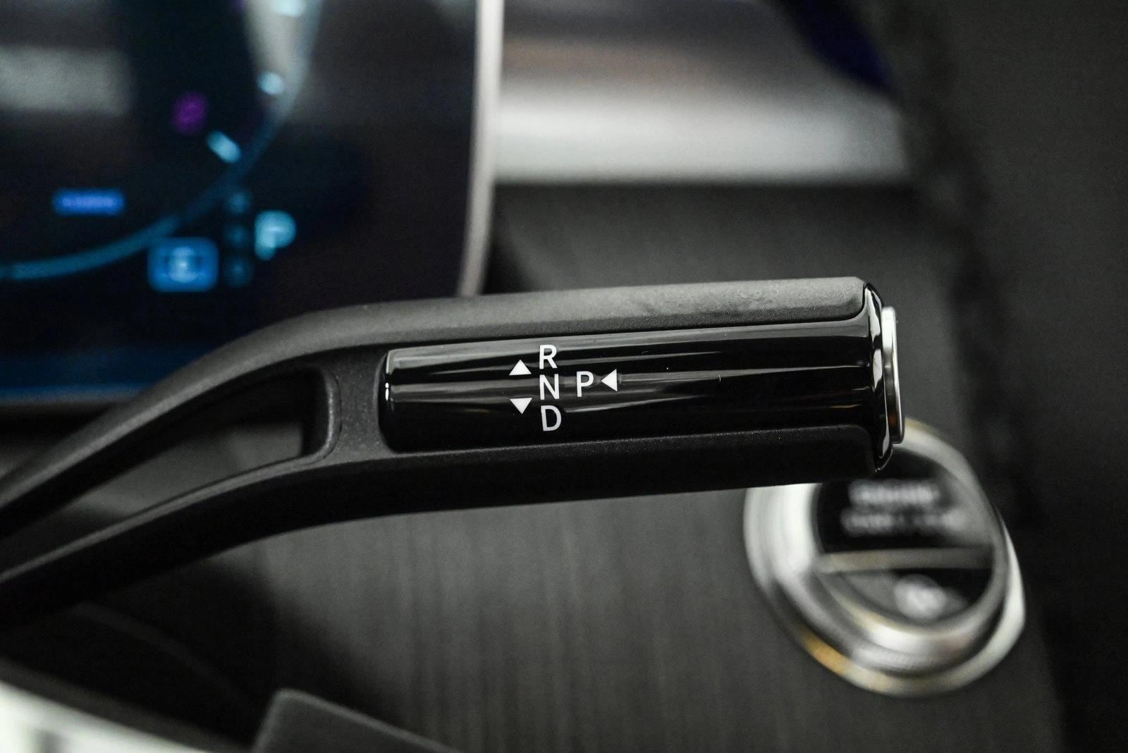 2026 MERCEDES-BENZ C-CLASS - Image 12