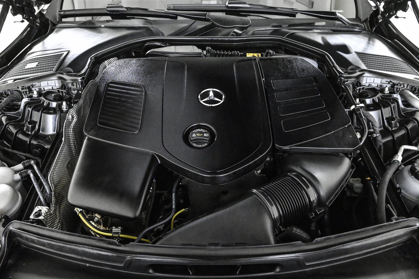 2025 MERCEDES-BENZ C-CLASS - Image 25