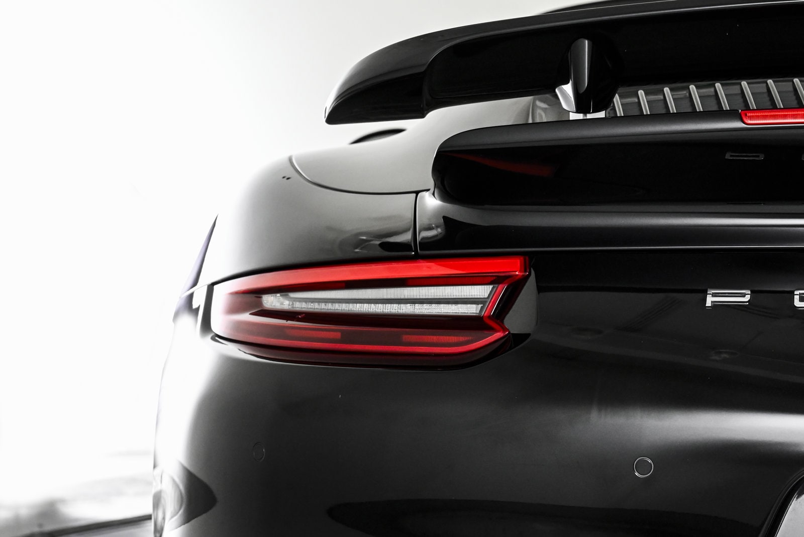 2018 PORSCHE 911 - Image 8