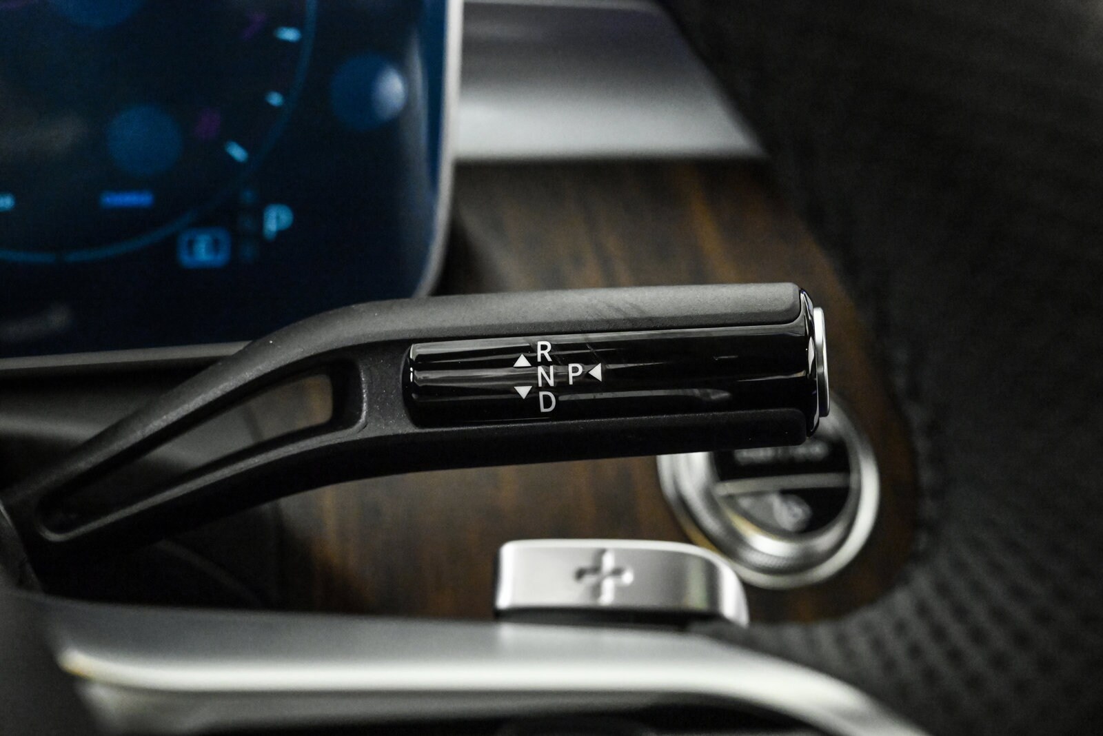 2025 MERCEDES-BENZ C-CLASS - Image 12