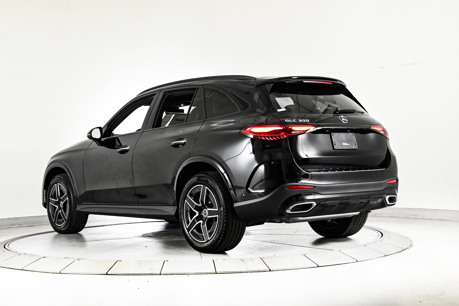 2026 MERCEDES-BENZ GLC-CLASS - Image 9