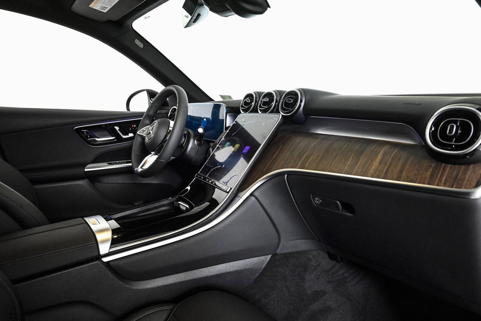 2026 MERCEDES-BENZ GLC-CLASS - Image 23