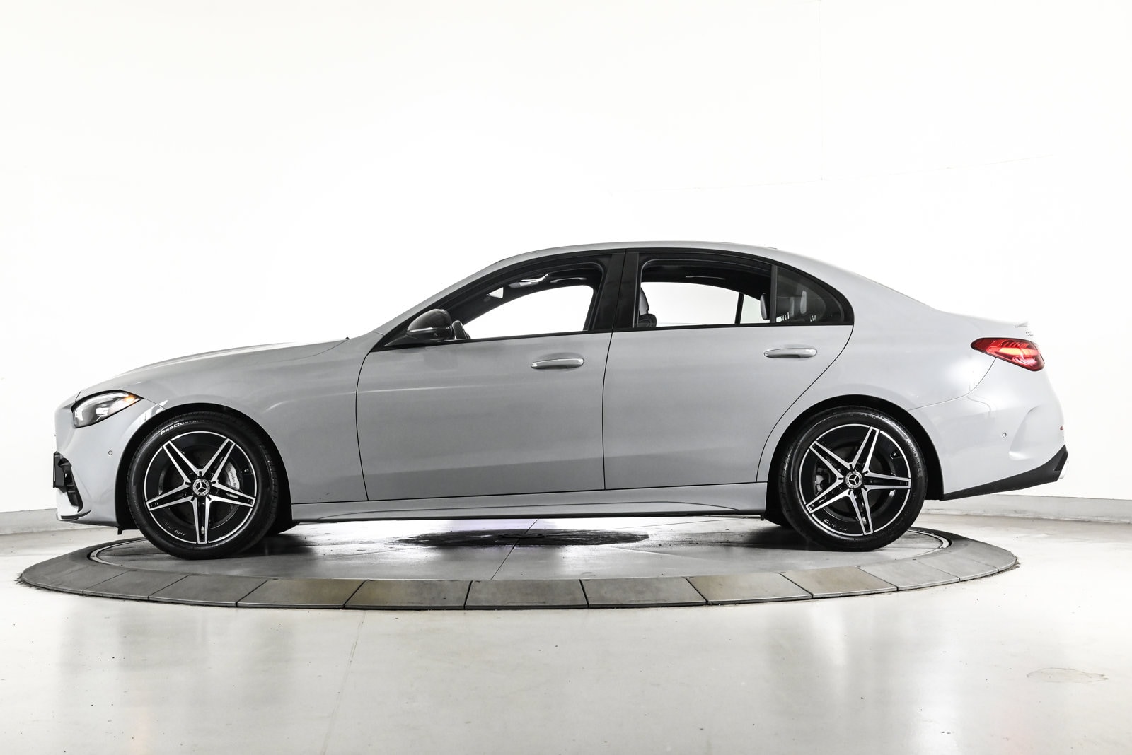 2025 MERCEDES-BENZ C-CLASS - Image 9