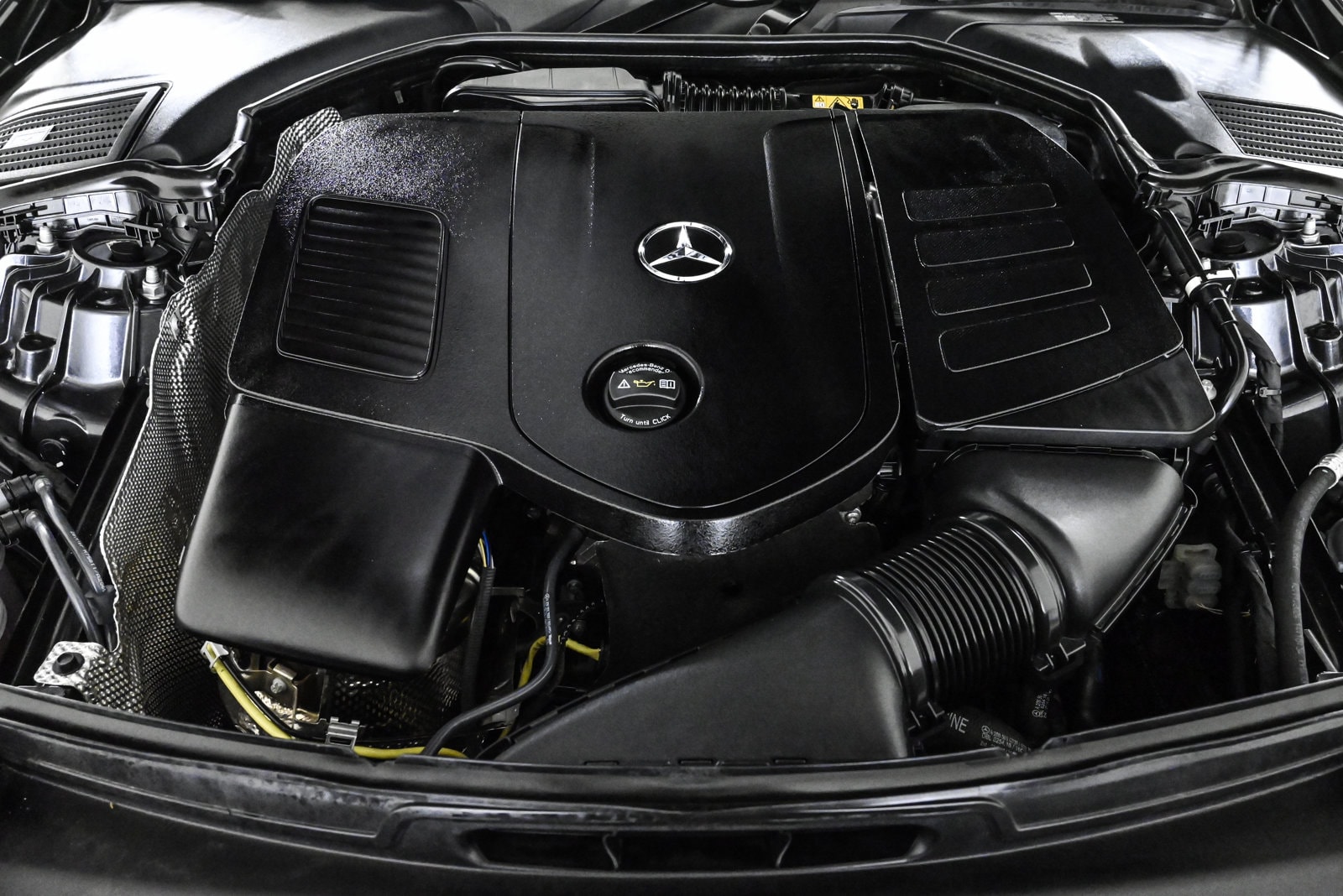 2025 MERCEDES-BENZ C-CLASS - Image 25