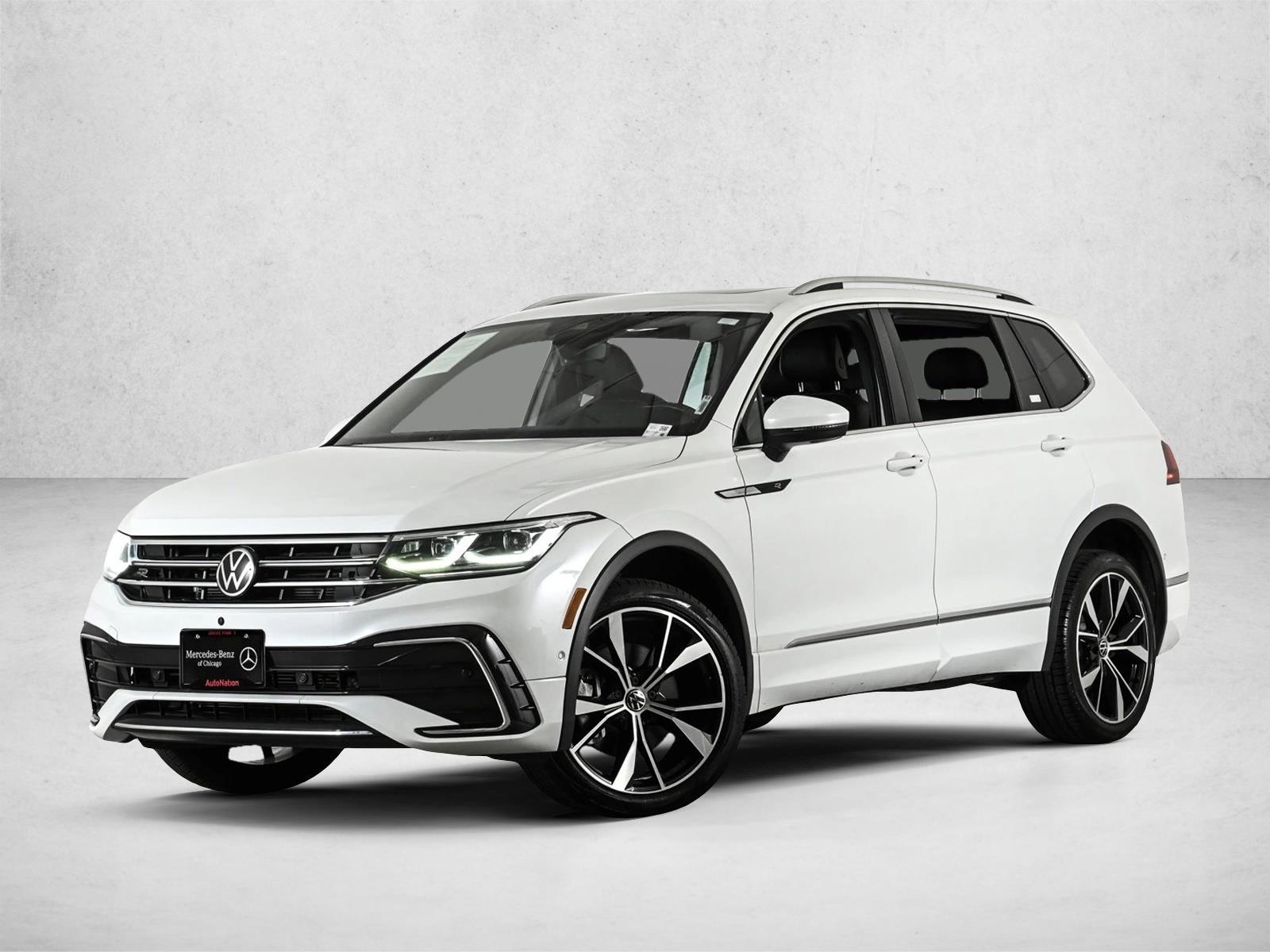 2022 Volkswagen Tiguan 2.0T SEL R-Line 4Motion's photo