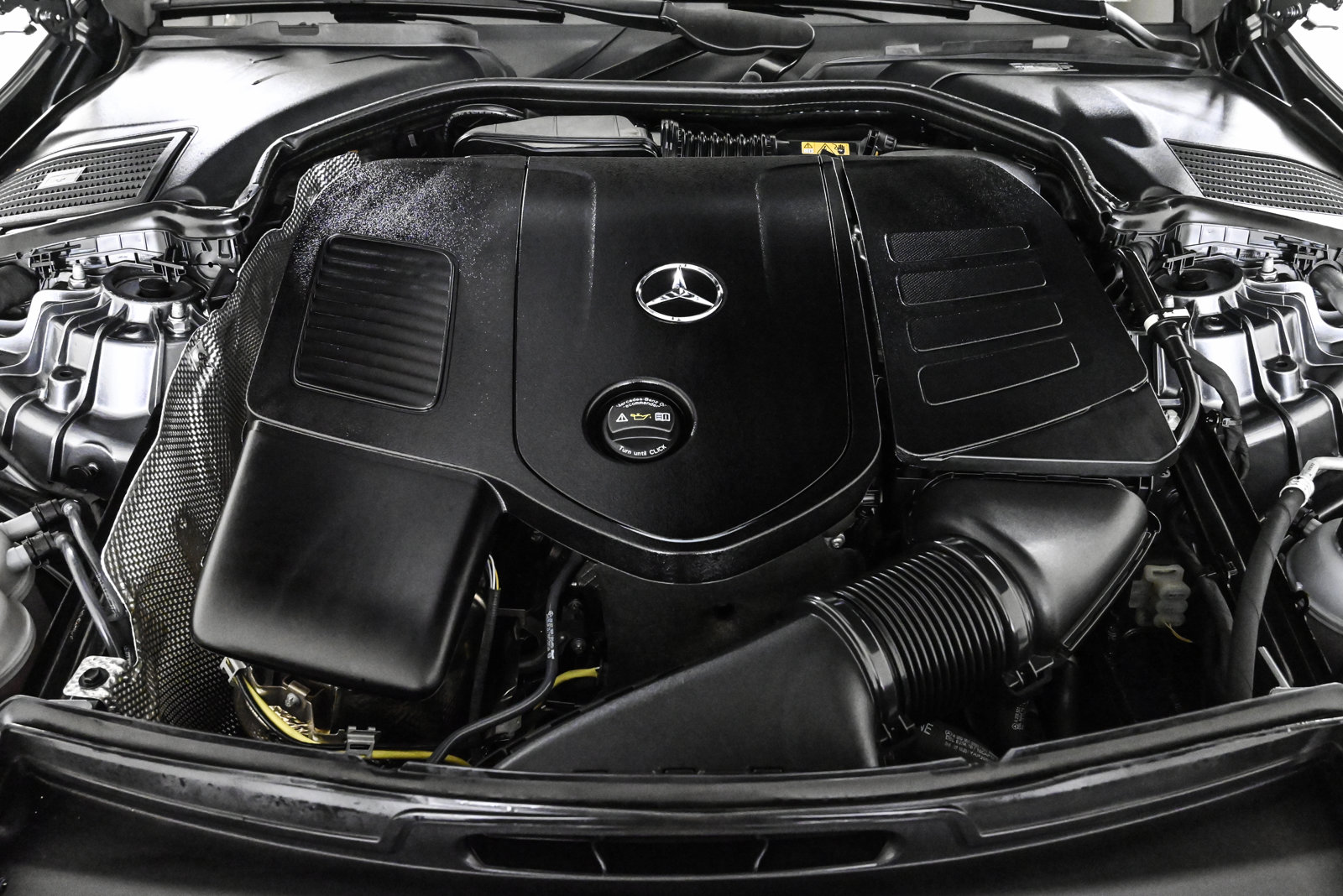 2025 MERCEDES-BENZ C-CLASS - Image 25