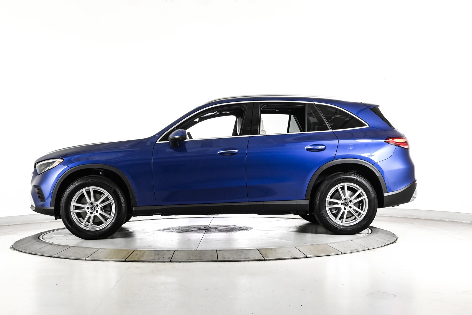 2026 MERCEDES-BENZ GLC-CLASS - Image 9