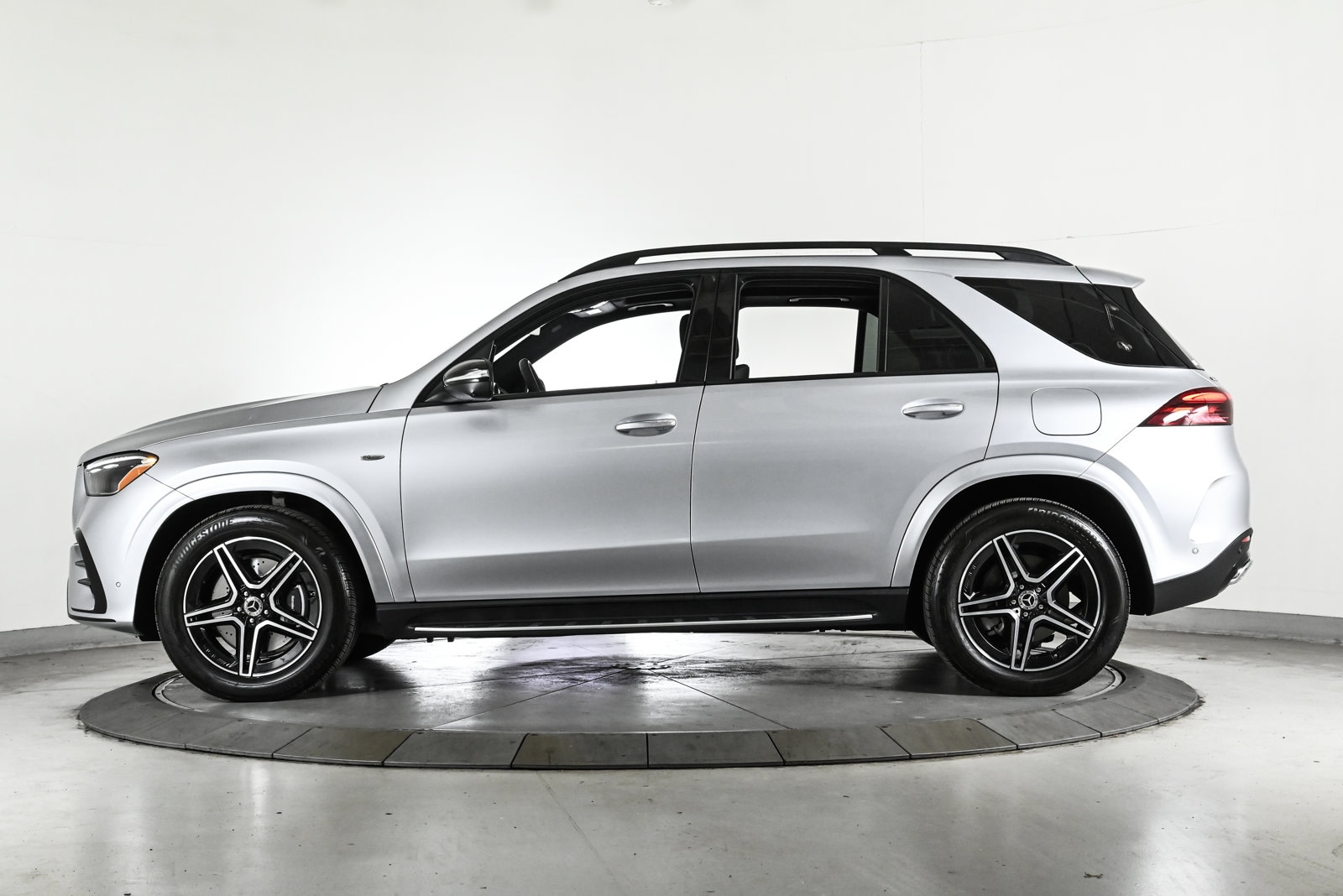 2025 MERCEDES-BENZ GLE-CLASS - Image 9