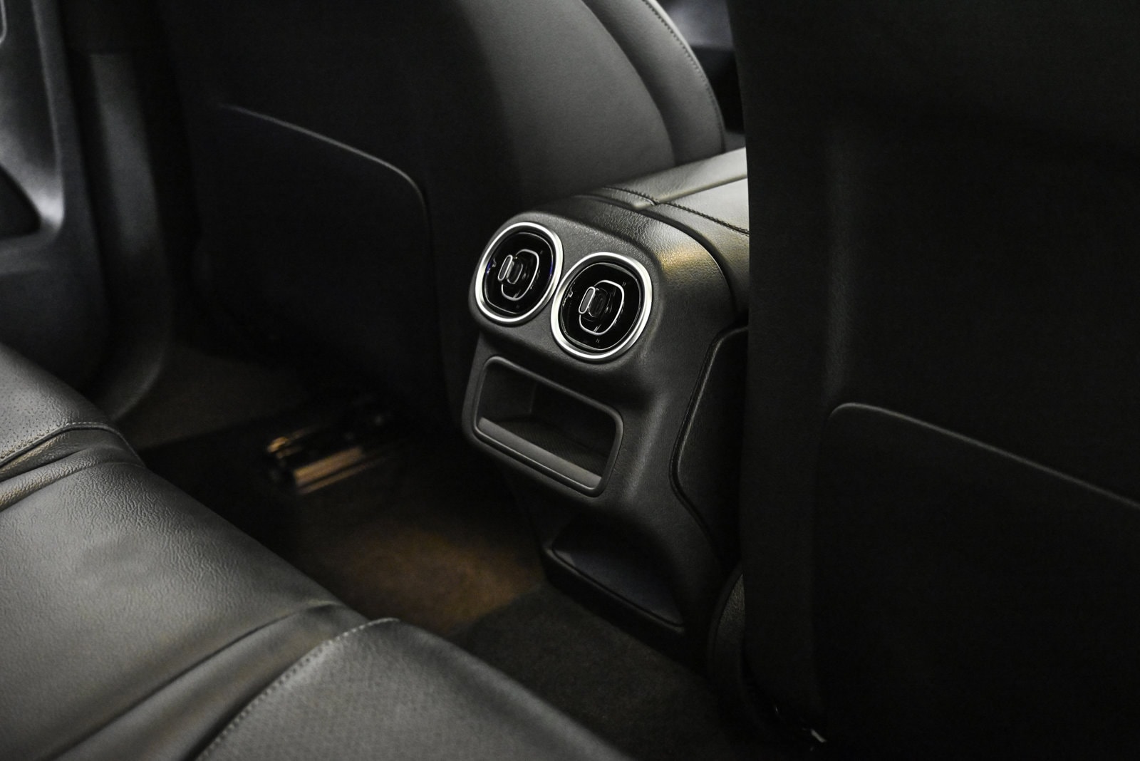 2026 MERCEDES-BENZ GLC-CLASS - Image 18