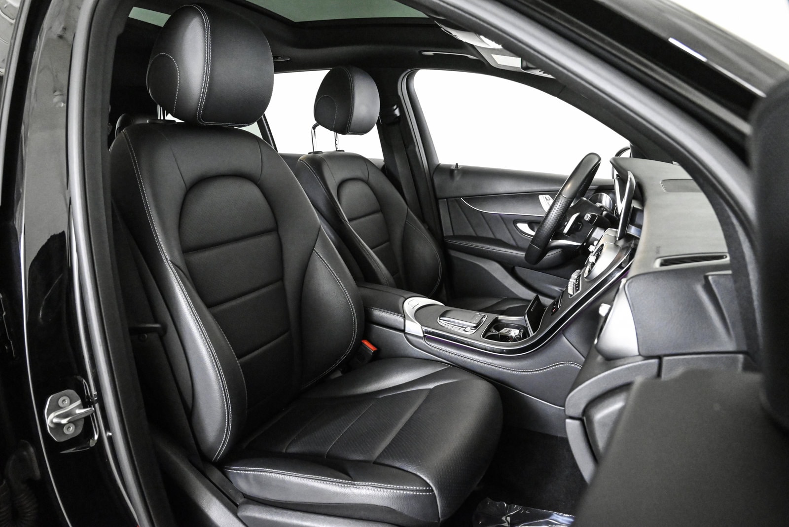 2021 MERCEDES-BENZ GLC-CLASS - Image 23