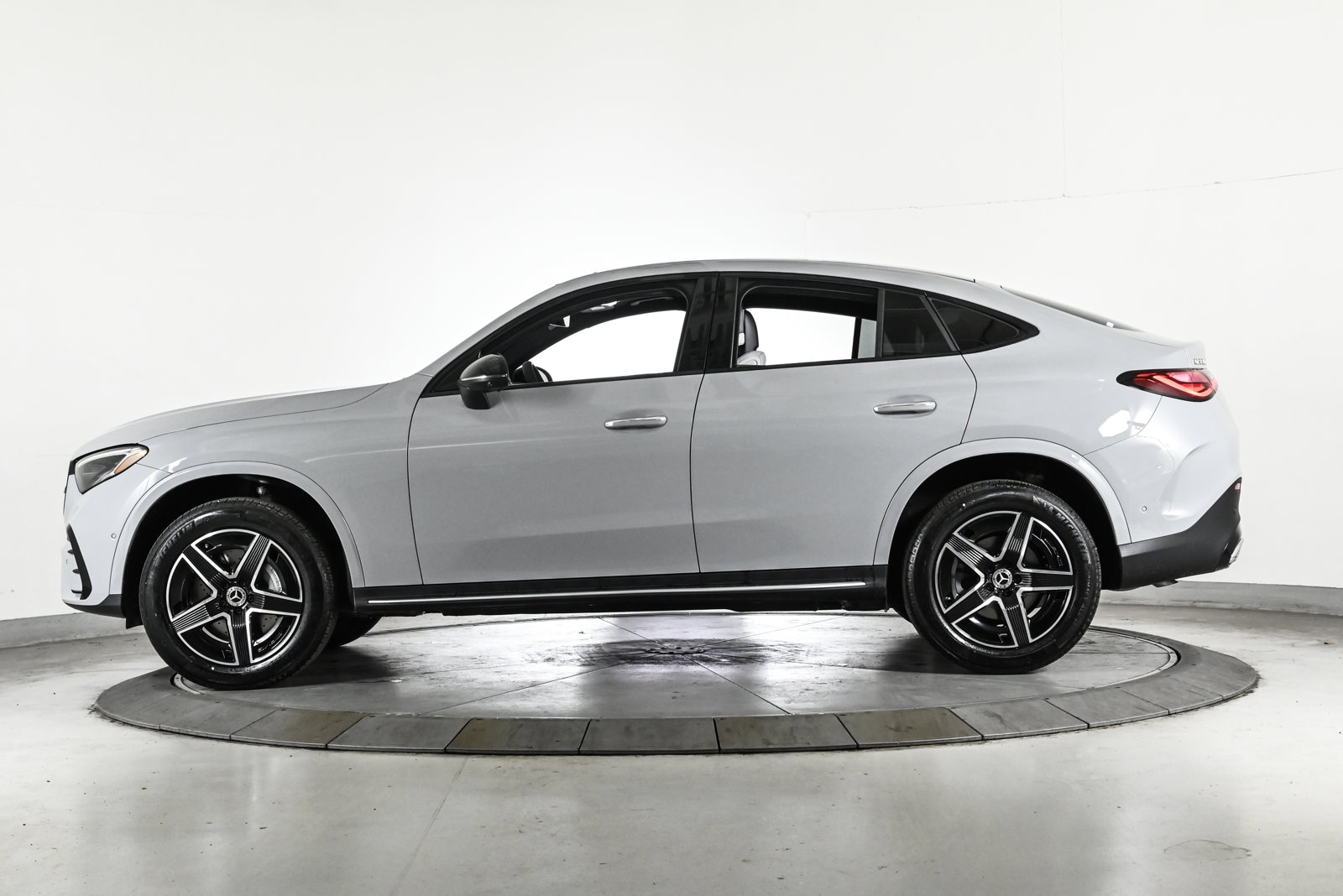 2026 MERCEDES-BENZ GLC-CLASS - Image 9