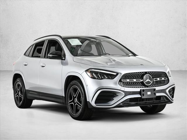 2024 Mercedes Benz GLA 250 4MATIC photo 3