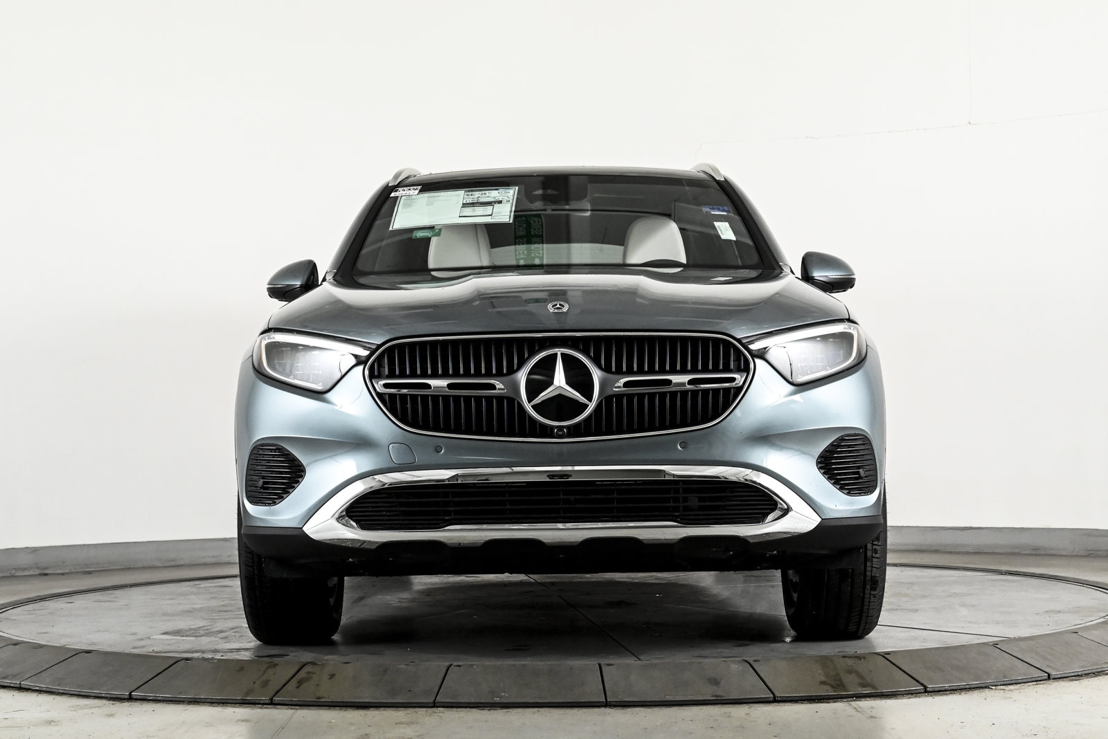 2025 MERCEDES-BENZ GLC-CLASS - Image 2