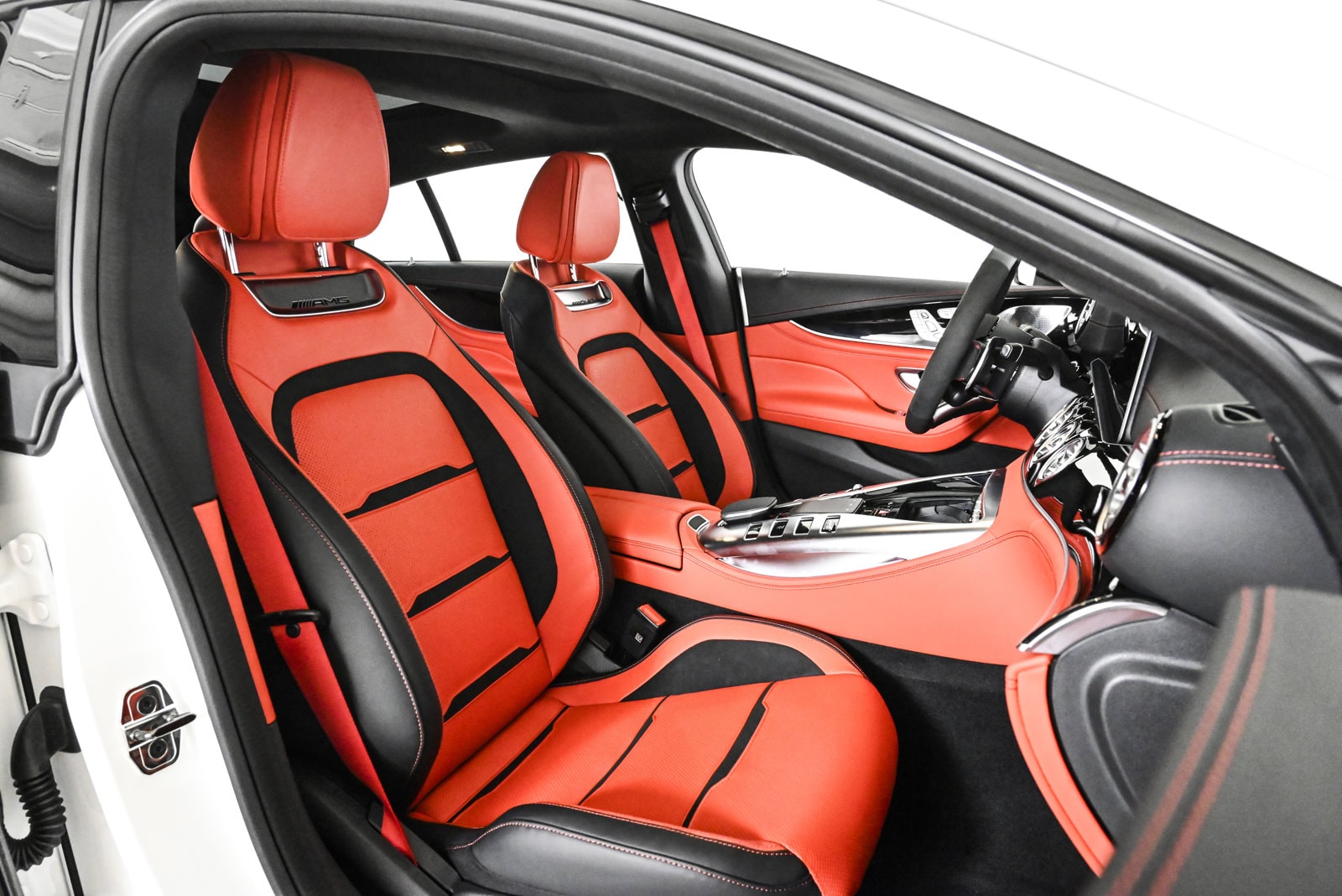 2026 MERCEDES BENZ AMG GT - Image 22