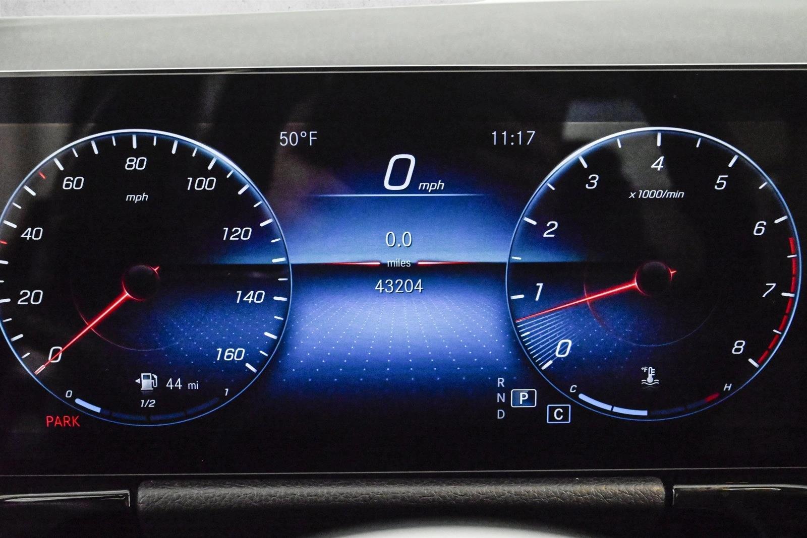 2022 MERCEDES-BENZ GLA-CLASS - Image 11