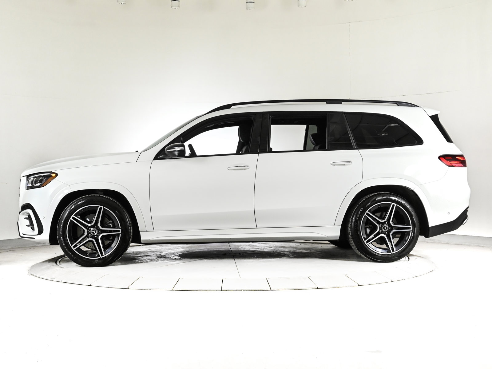 2025 MERCEDES-BENZ GLS-CLASS - Image 9