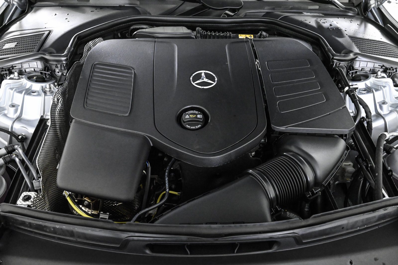 2025 MERCEDES-BENZ C-CLASS - Image 23