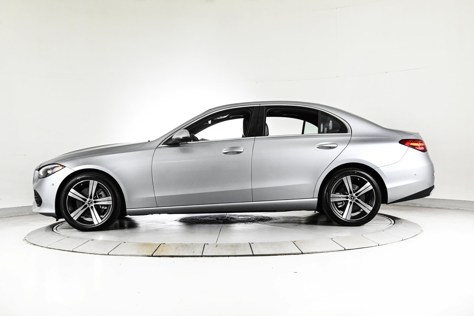 2025 MERCEDES-BENZ C-CLASS - Image 9