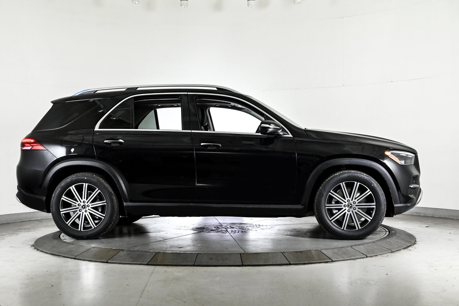 2026 MERCEDES-BENZ GLE-CLASS - Image 4