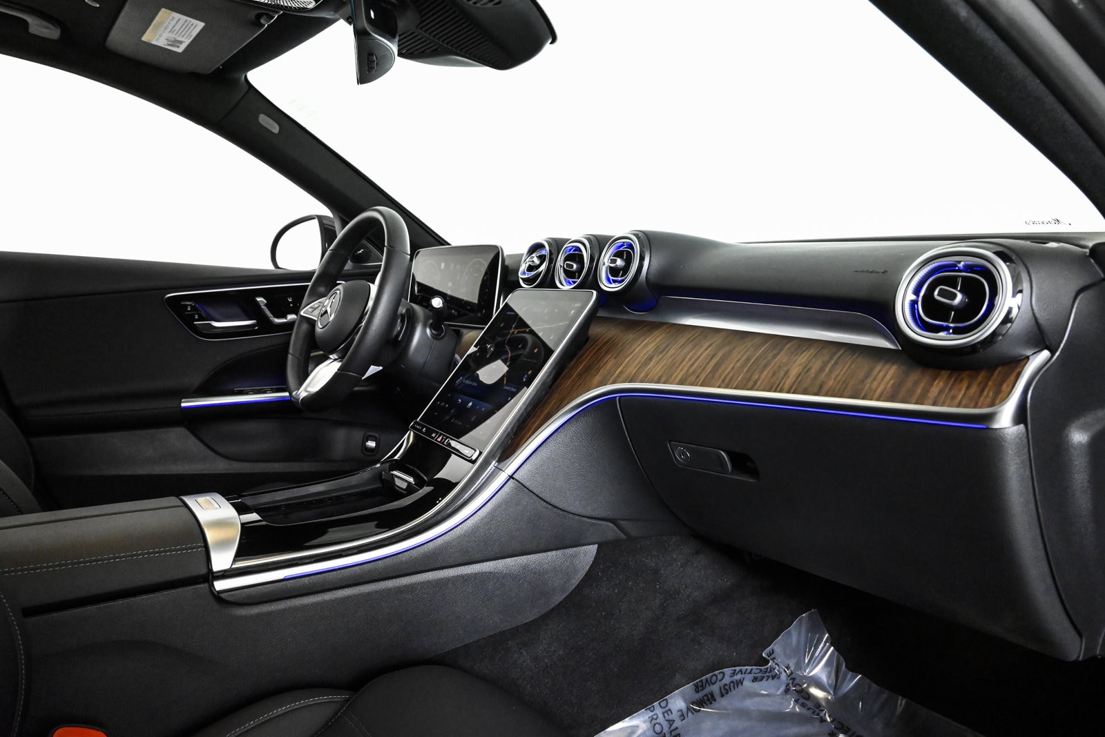 2025 MERCEDES-BENZ C-CLASS - Image 24