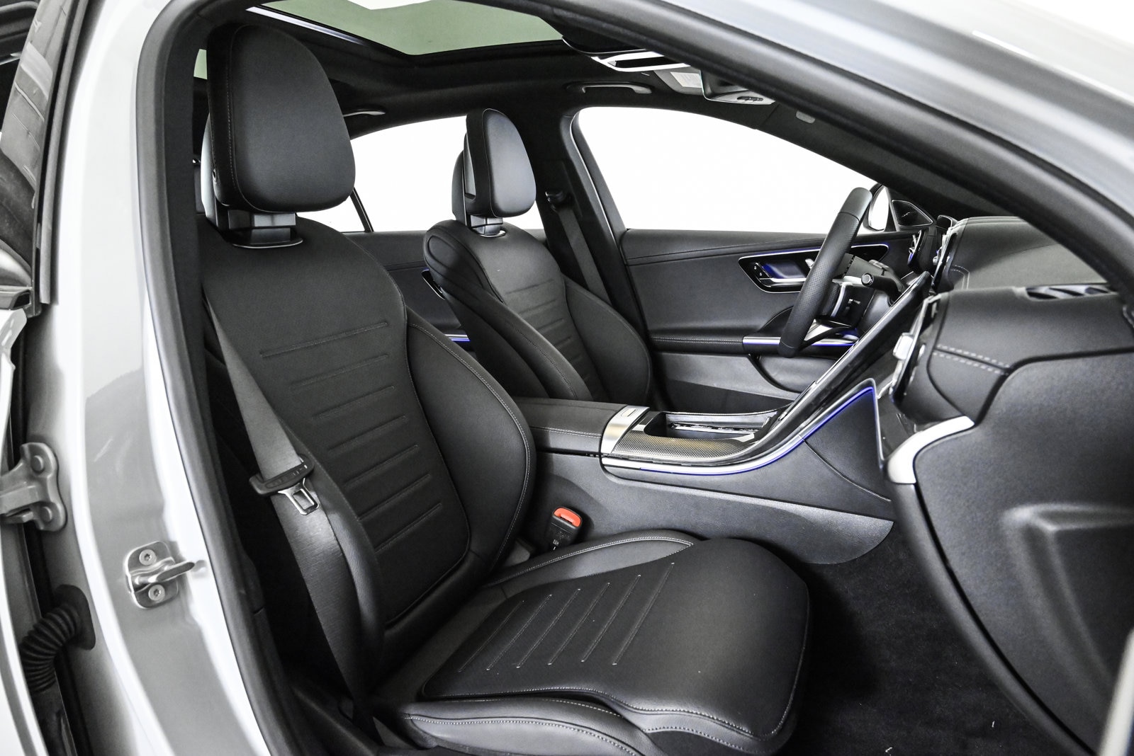 2025 MERCEDES-BENZ C-CLASS - Image 22