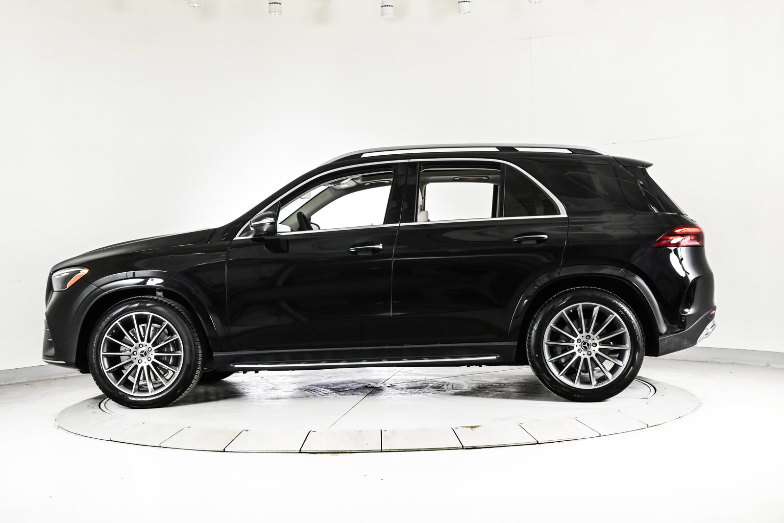 2026 MERCEDES-BENZ GLE-CLASS - Image 9