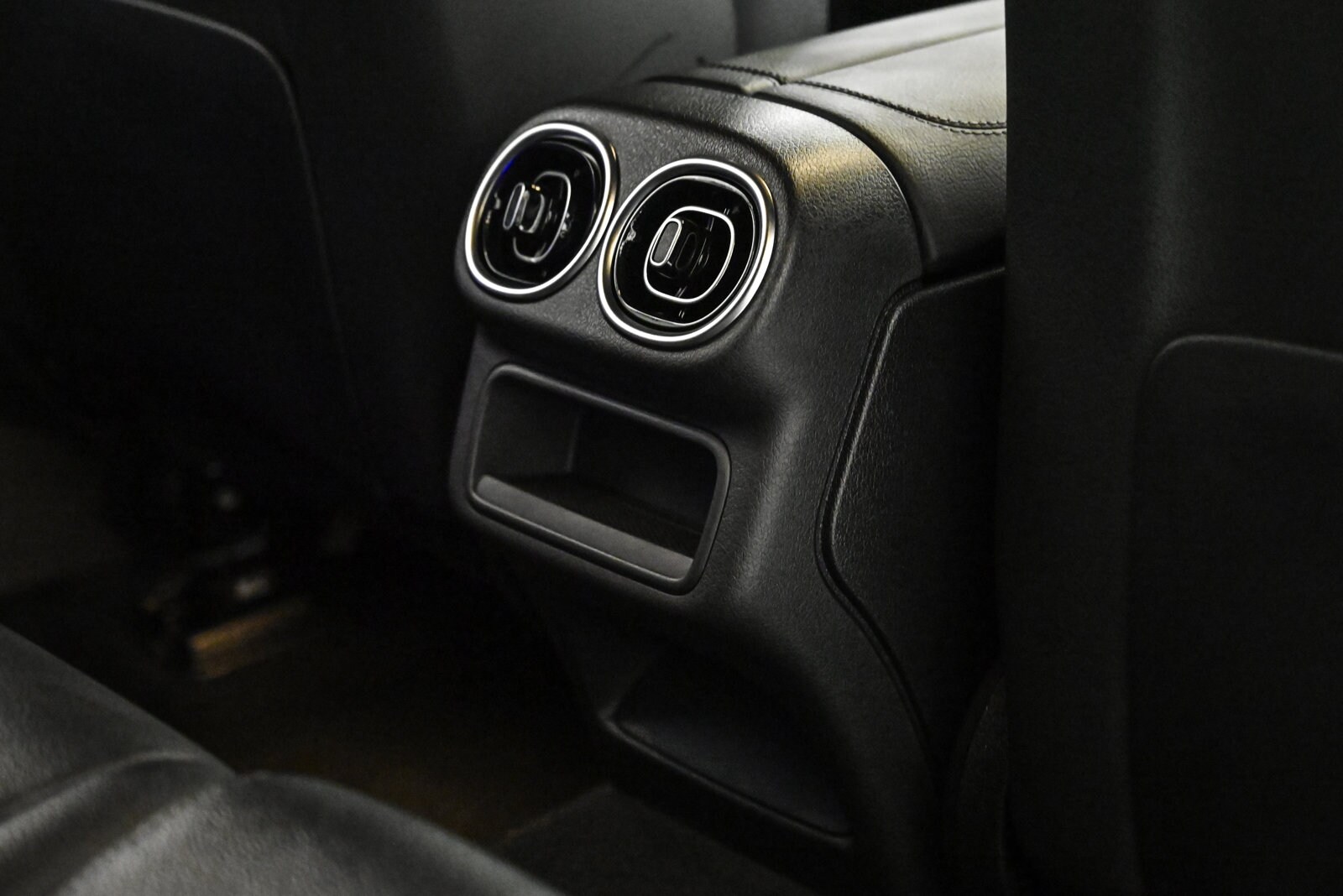 2026 MERCEDES-BENZ GLC-CLASS - Image 18