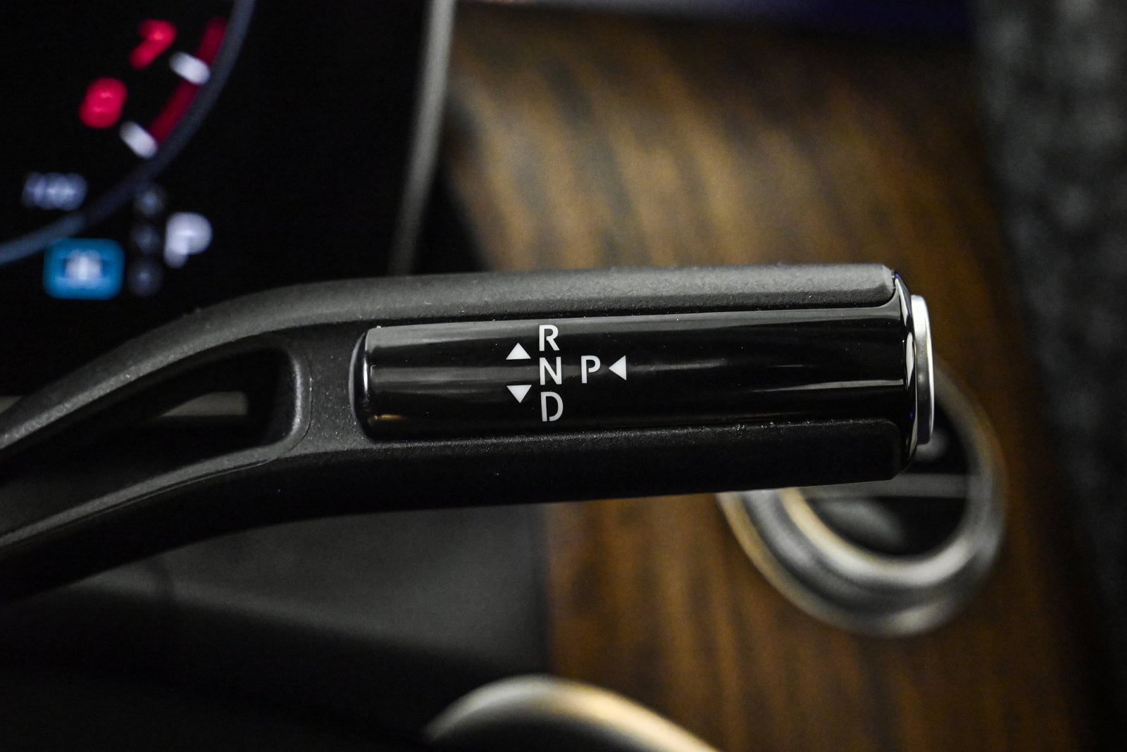 2025 MERCEDES-BENZ GLC-CLASS - Image 12