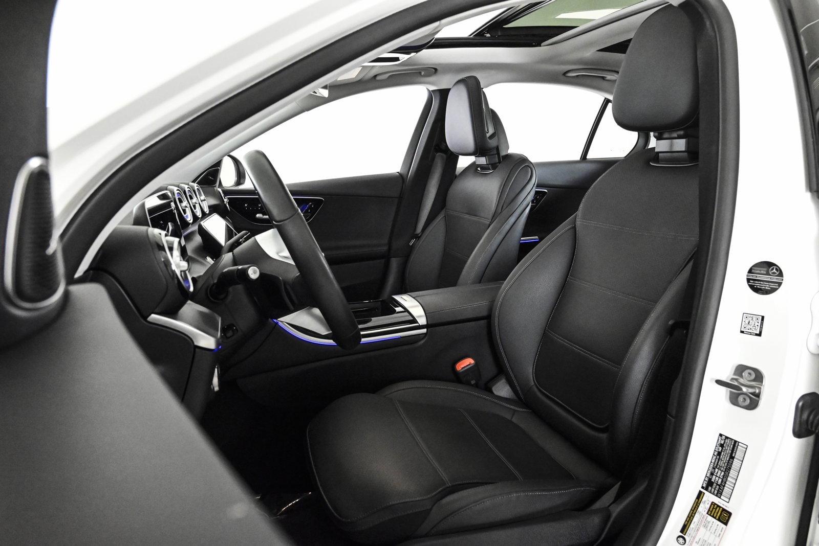 2025 MERCEDES-BENZ C-CLASS - Image 18