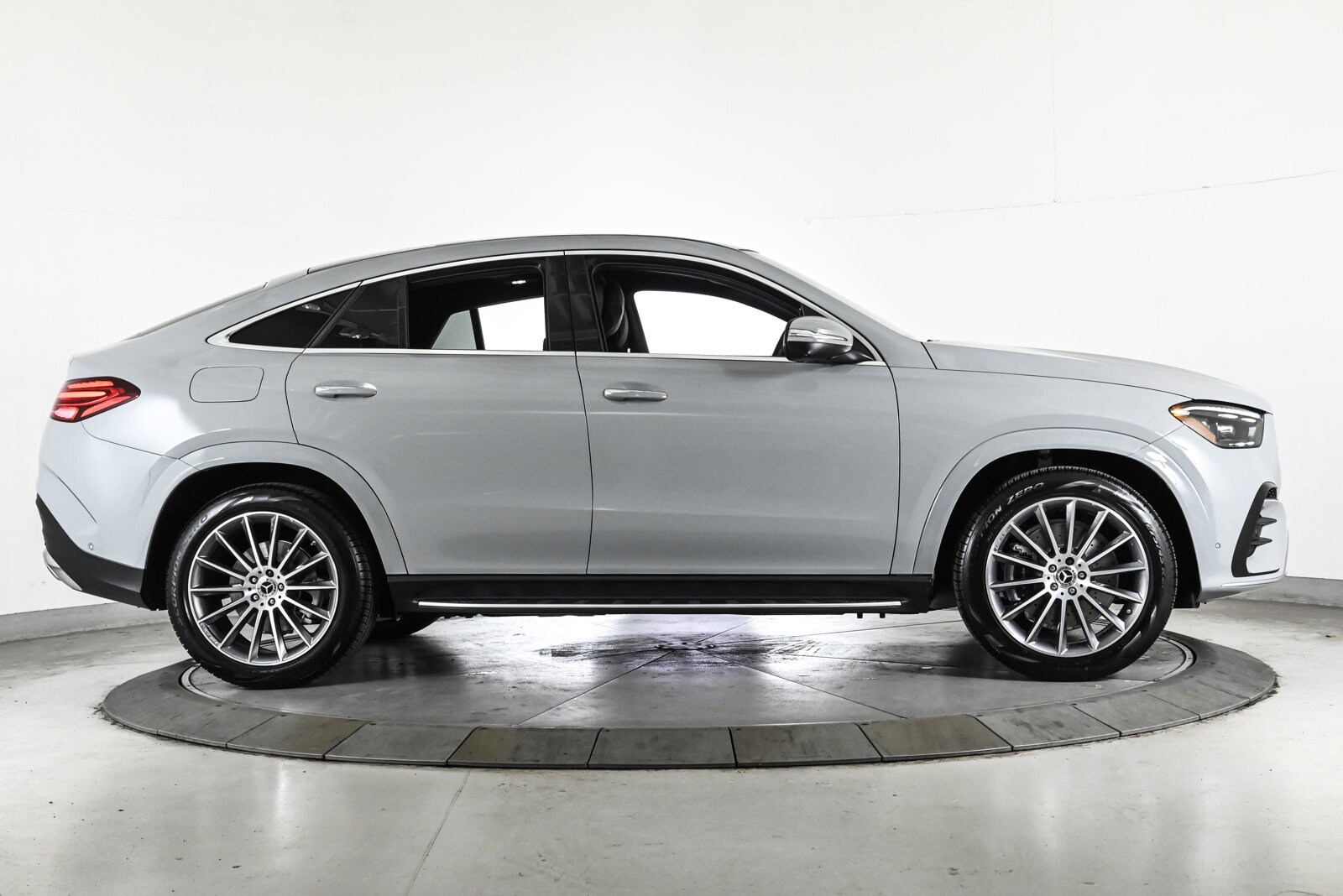 2026 MERCEDES-BENZ GLE-CLASS - Image 4