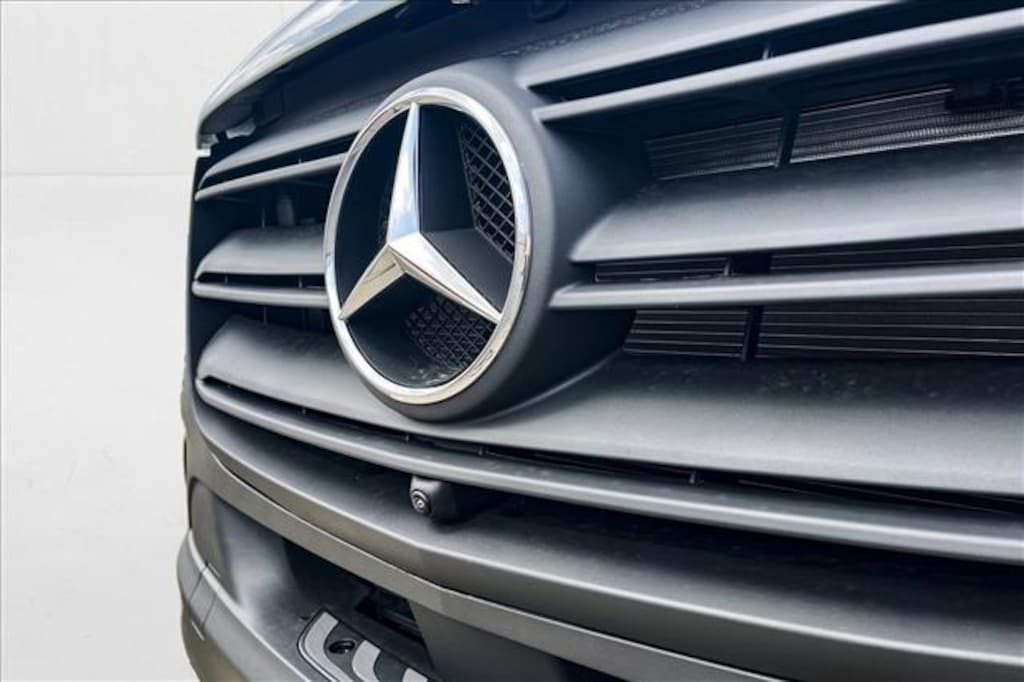 New 2025 Mercedes-Benz Sprinter Cargo Van 2500 Standard Roof I4 Diesel 144" RWD Van Cargo Van