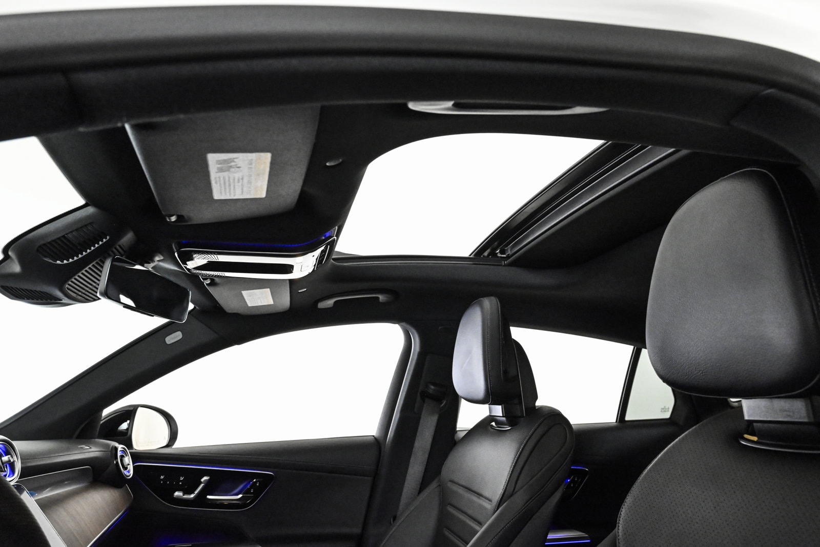 2026 MERCEDES-BENZ GLC-CLASS - Image 17