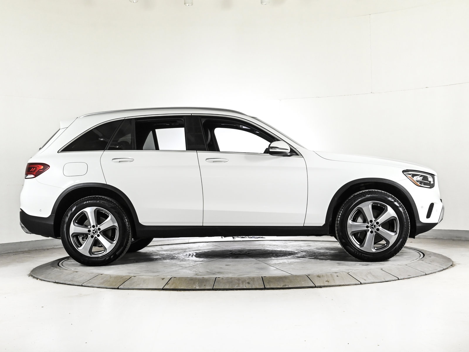 2022 MERCEDES-BENZ GLC-CLASS - Image 4