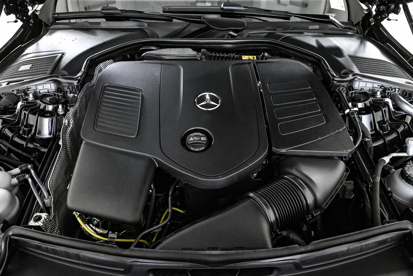 2025 MERCEDES-BENZ C-CLASS - Image 25